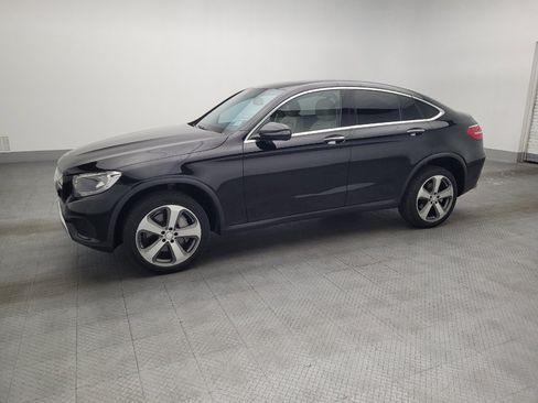 Used 2017 Mercedes-Benz GLC 300 4MATIC w/ Premium 1 Package image 2