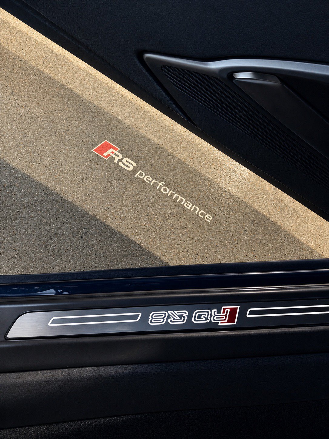 Used 2025 Audi RS Q8 performance AWD/4WD image 7