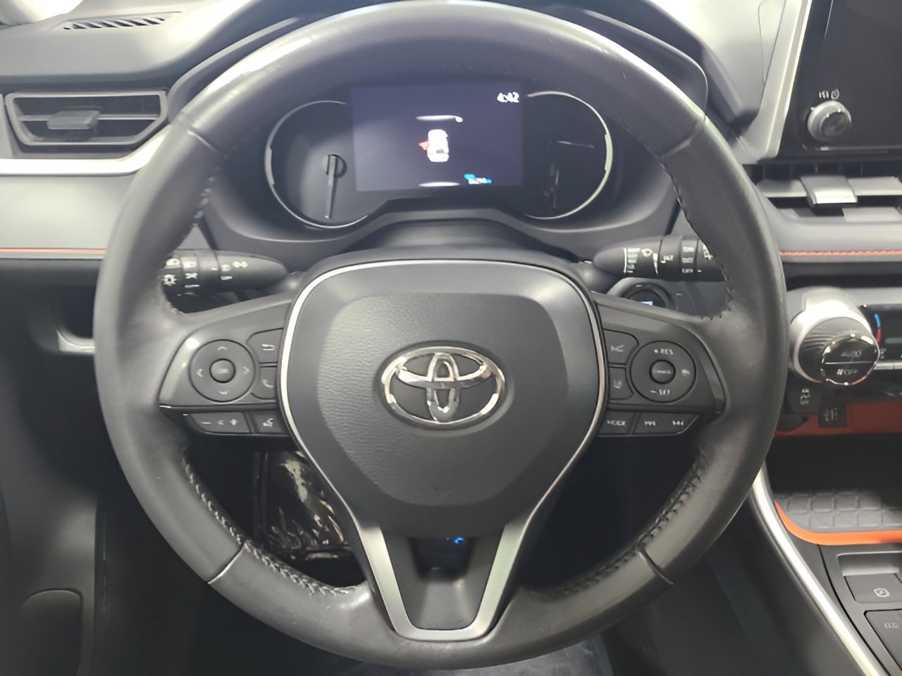 Used 2024 Toyota RAV4 Adventure AWD/4WD image 23
