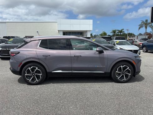 Used 2025 Chevrolet Equinox EV LT image 6