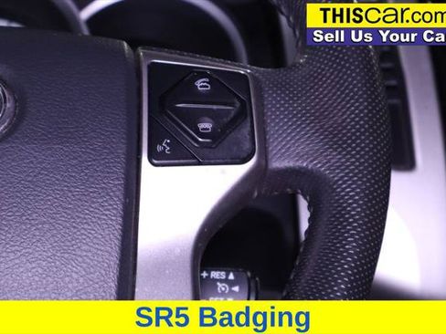 Used 2015 Toyota Tacoma PreRunner w/ SR5 Package RWD image 18