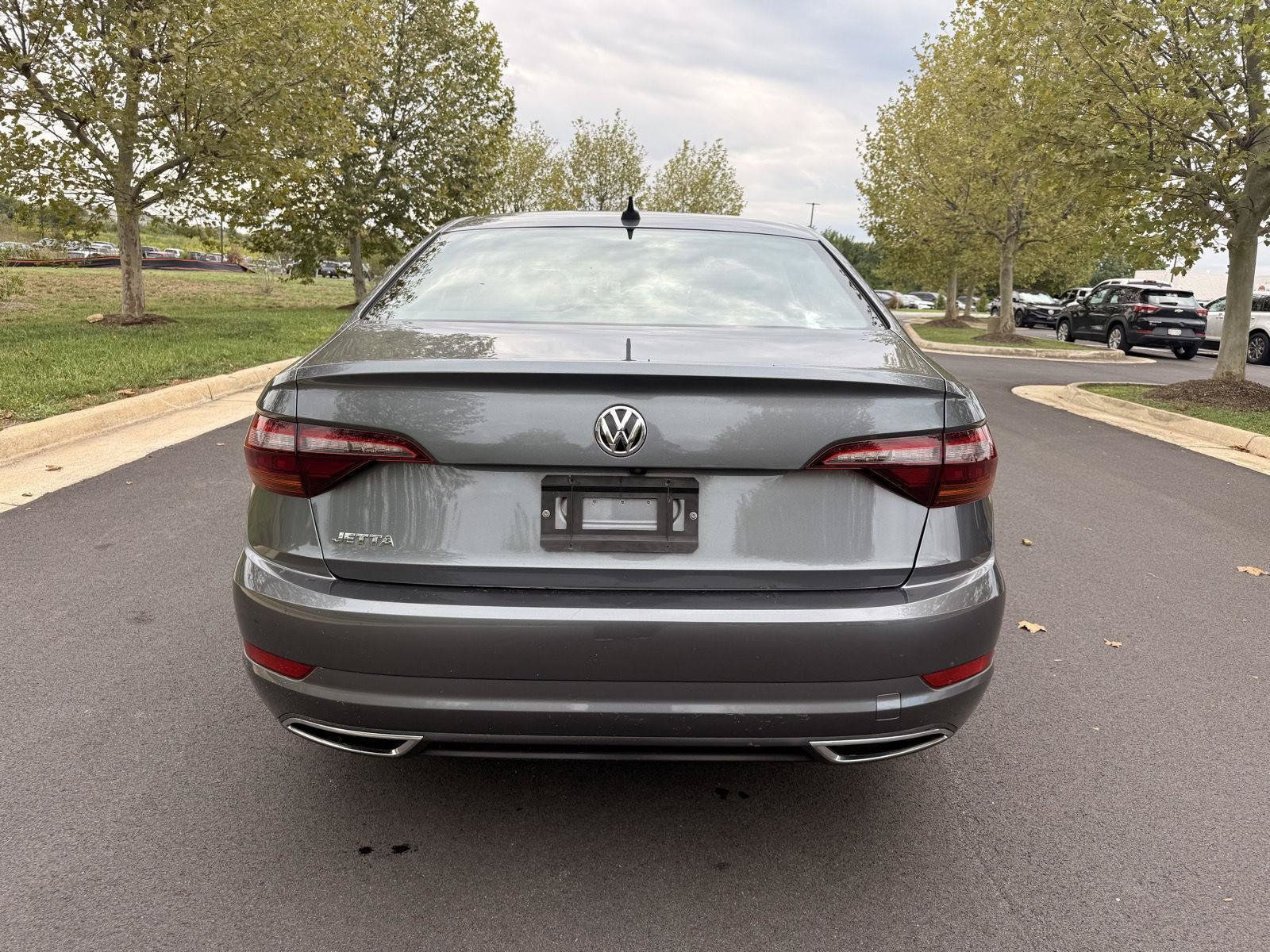 Used 2019 Volkswagen Jetta SEL Premium FWD image 6