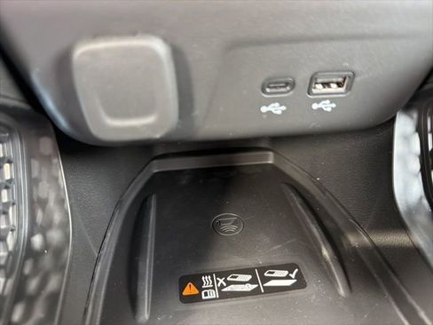 New 2026 Chevrolet TrailBlazer RS w/ Convenience Package FWD image 11