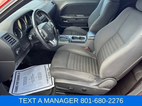 Used 2014 Dodge Challenger SXT RWD image 14