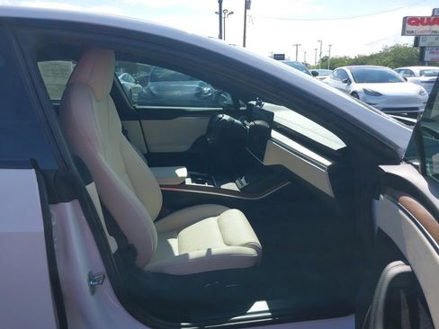 Used 2022 Tesla Model S AWD/4WD image 24