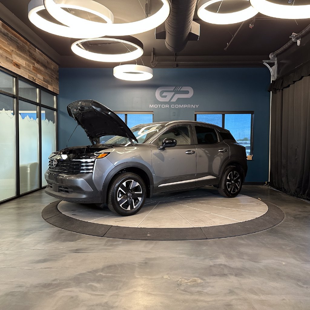 Used 2026 Nissan Kicks SV AWD/4WD image 21