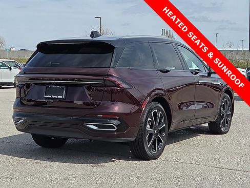 Used 2025 Lincoln Nautilus Reserve image 5