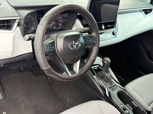 Certified 2024 Toyota Corolla SE FWD image 4