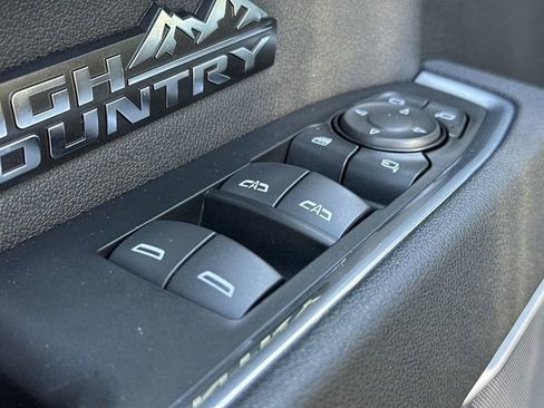 Certified 2025 Chevrolet Silverado 1500 High Country w/ Midnight Edition AWD/4WD image 24