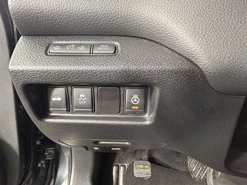 Used 2016 Nissan Altima 2.5 SL w/ Moonroof Package image 19