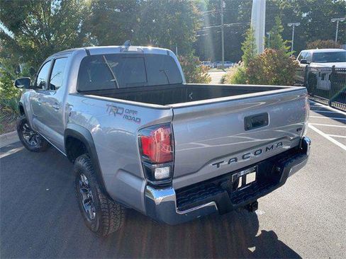 Certified 2021 Toyota Tacoma TRD Off-Road image 6