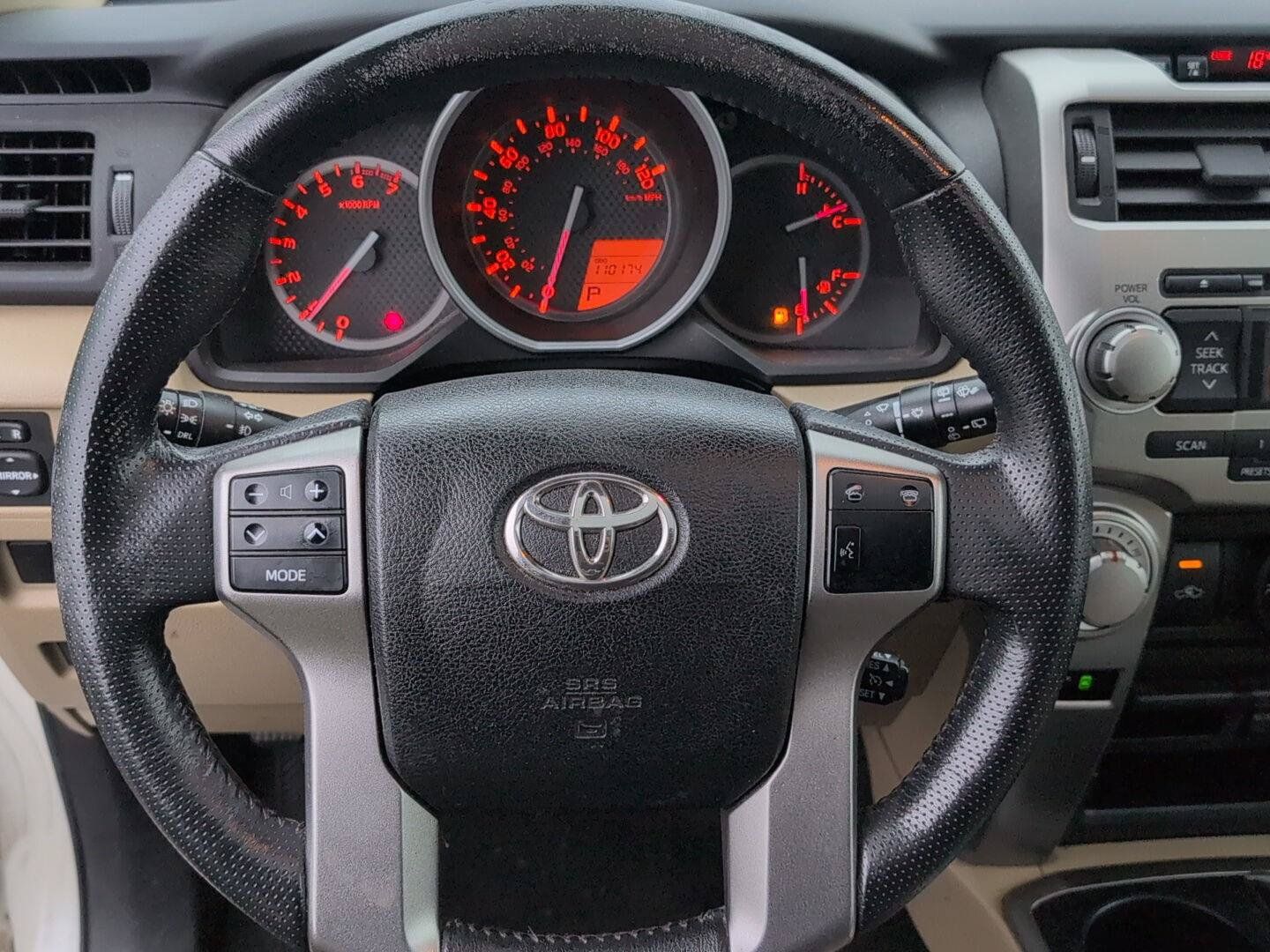 Used 2011 Toyota 4Runner SR5 w/ Premium Pkg w/Leather AWD/4WD image 20