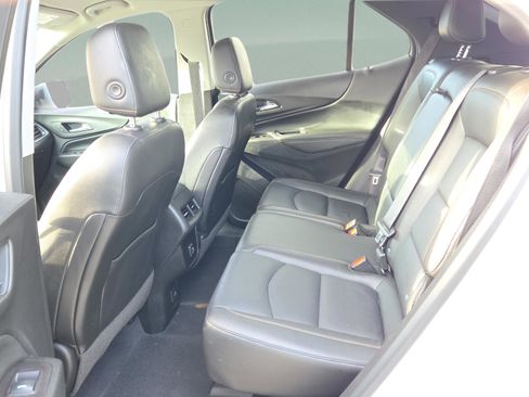 Used 2021 Chevrolet Equinox Premier w/ Redline Edition image 12