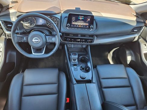 Certified 2023 Nissan Rogue SV w/ SV Premium B Package AWD/4WD image 24