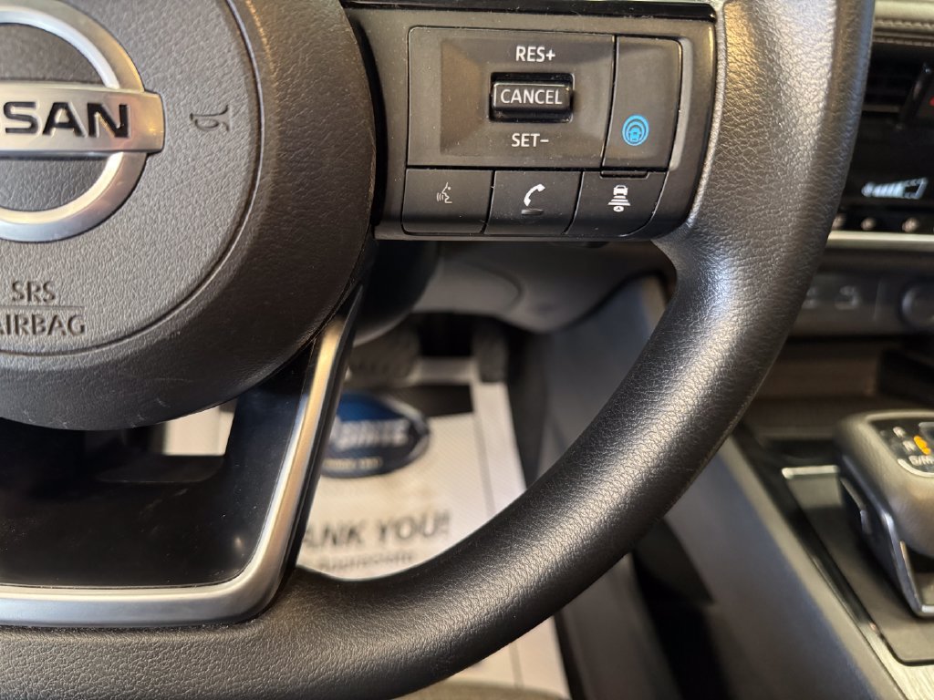 Used 2021 Nissan Rogue SV AWD/4WD image 12