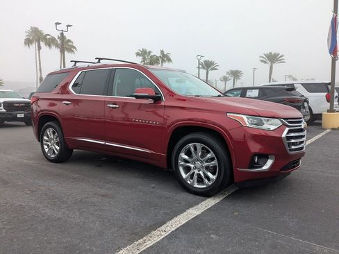 Used 2018 Chevrolet Traverse High Country image 2