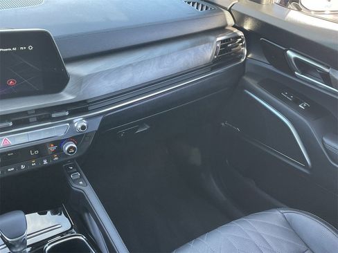 Certified 2025 Kia Telluride SX Prestige X-Pro image 15