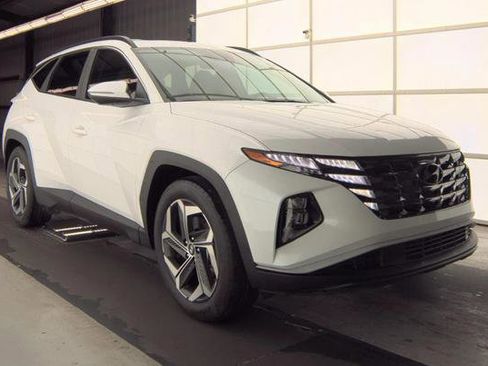 Used 2022 Hyundai Tucson SEL w/ Convenience + Premium Package image 2