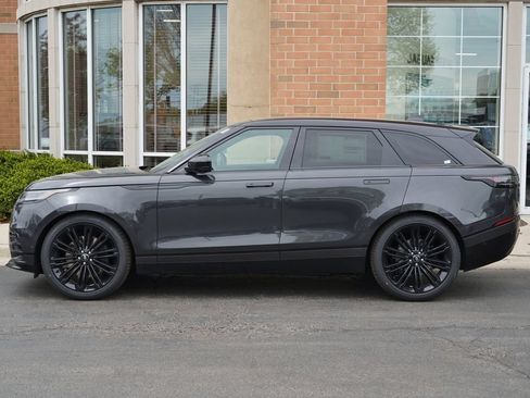 Used 2026 Land Rover Range Rover Velar Dynamic SE AWD/4WD image 2