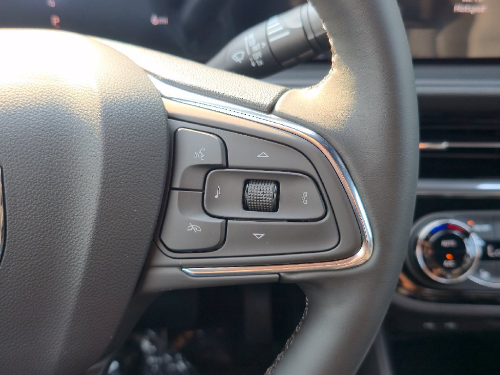 New 2026 Buick Envista Sport Touring w/ Convenience I Package FWD image 21
