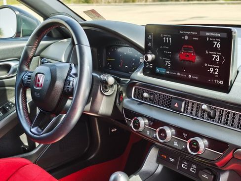 Certified 2024 Honda Civic Type R image 22