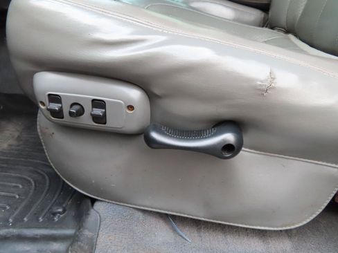 Used 2006 Dodge Ram 2500 Truck Laramie AWD/4WD image 15