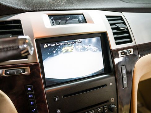 Used 2007 Cadillac Escalade AWD image 21