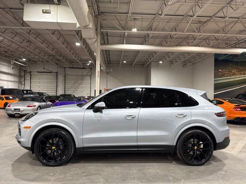 Used 2020 Porsche Cayenne image 36