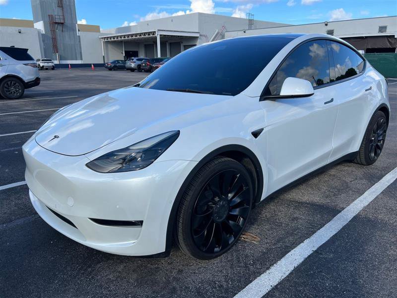 Used 2022 Tesla Model Y Performance AWD/4WD image 7