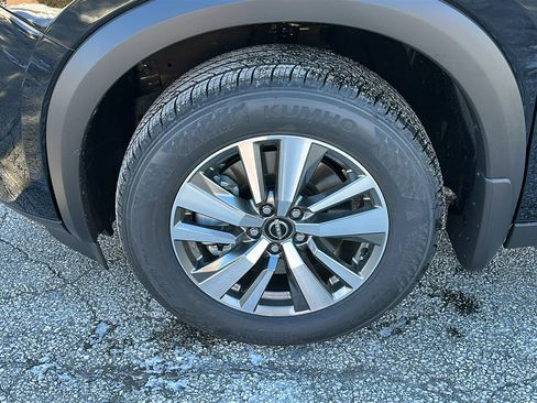 New 2025 Nissan Pathfinder SL w/ Cargo Package image 8