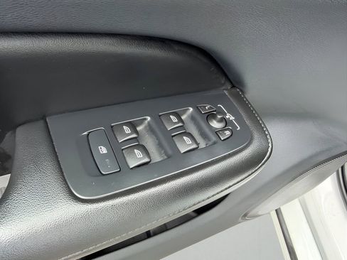 Used 2024 Volvo S60 B5 Core w/ Climate Package FWD image 21