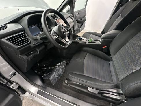 Used 2023 Nissan Leaf S image 15
