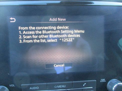 Used 2023 Nissan Titan S AWD/4WD image 36