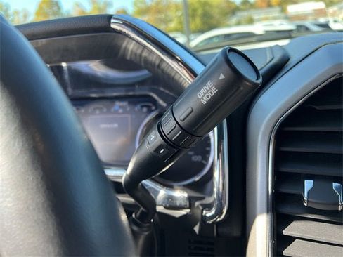 Used 2021 Ford F350 Lariat w/ Chrome Package image 16