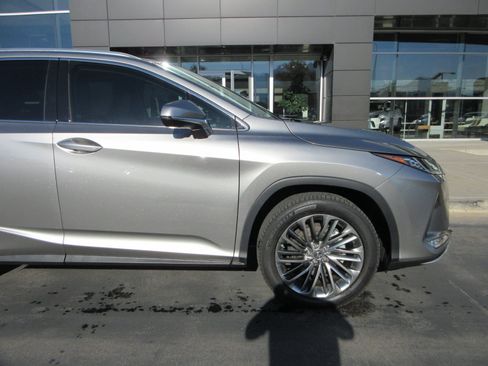 Used 2021 Lexus RX 450h AWD w/ Luxury Package image 12