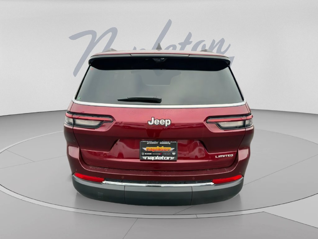 Used 2025 Jeep Grand Cherokee L Limited w/ Luxury Tech Group II RWD image 7