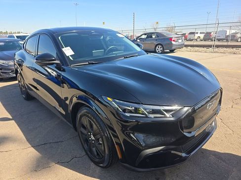 Used 2025 Ford Mustang Mach-E Premium image 3