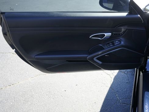 Used 2014 Porsche 911 Carrera image 22