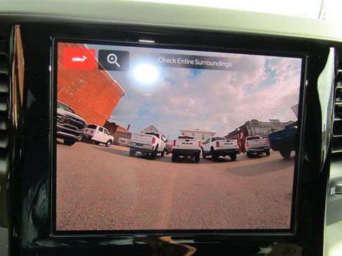 Used 2025 RAM 3500 Tradesman w/ Chrome Appearance Group image 24