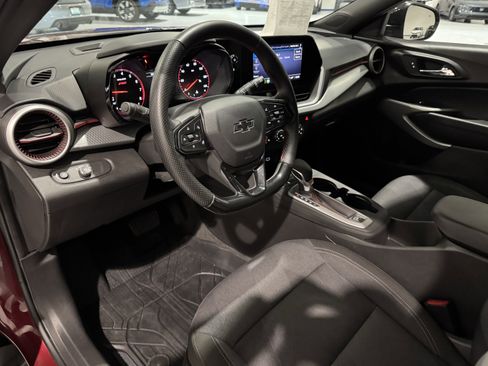 Used 2024 Chevrolet Trax RS w/ Driver Confidence Package image 27