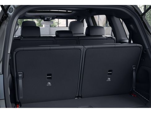 Certified 2023 Mercedes-Benz GLB 250 4MATIC image 37