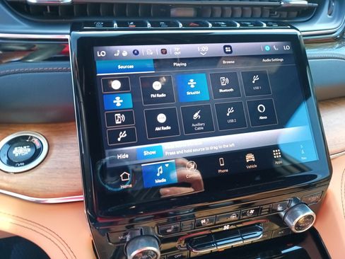 Certified 2024 Jeep Grand Cherokee Summit image 15