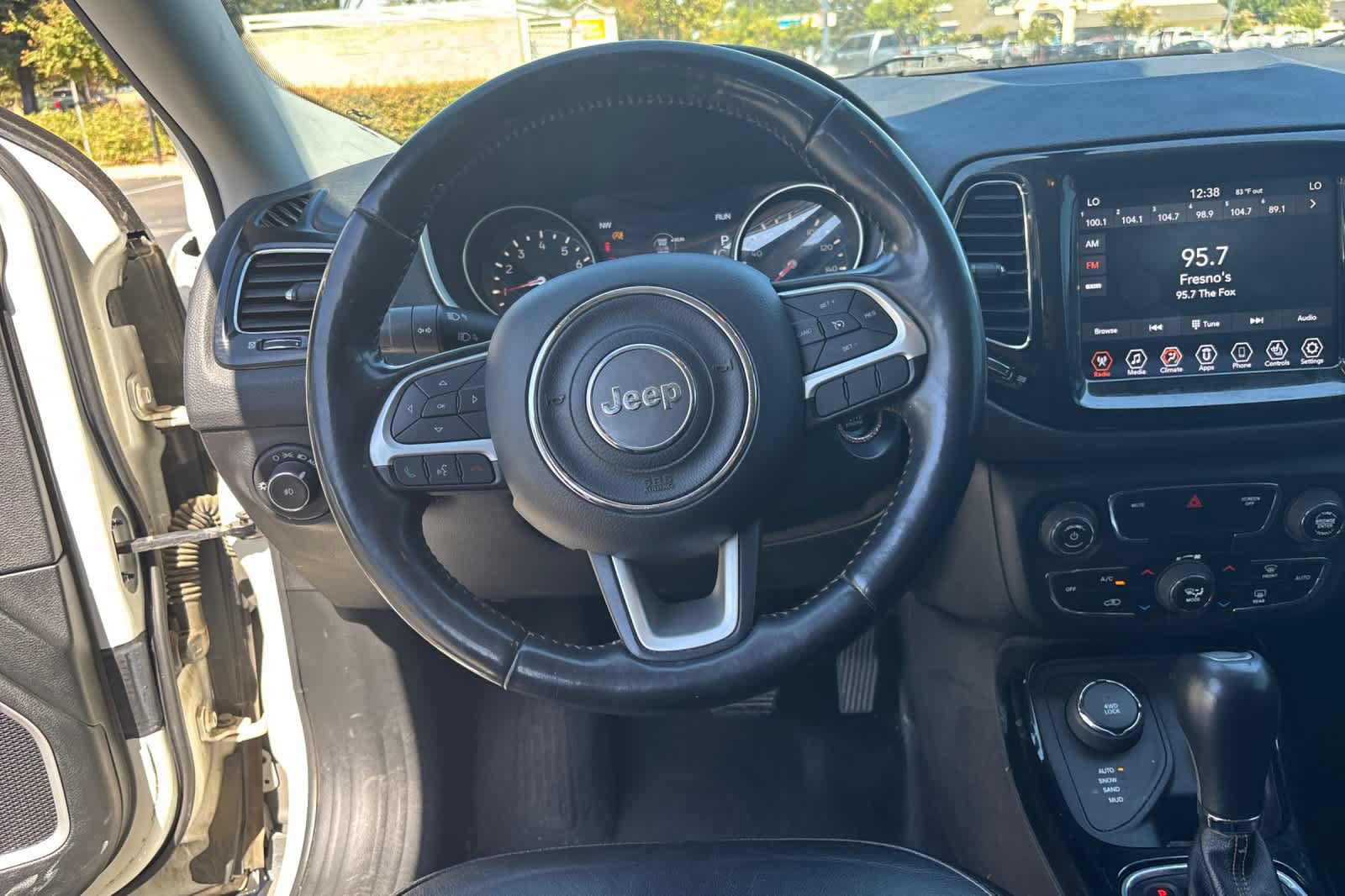 Used 2019 Jeep Compass Limited AWD/4WD image 16