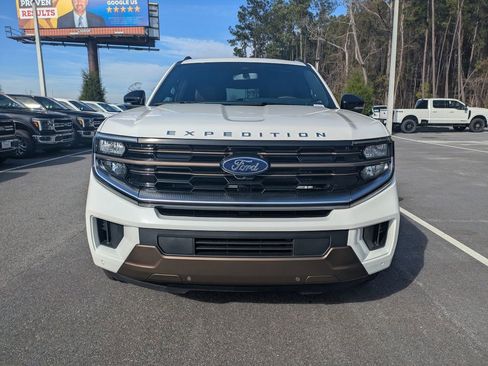 New 2026 Ford Expedition Max King Ranch image 9