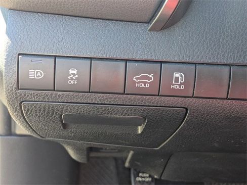 Used 2024 Toyota Camry SE image 16