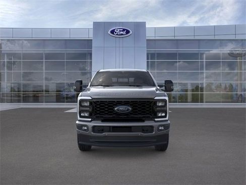 New 2026 Ford F250 Lariat w/ Black Appearance Package image 6