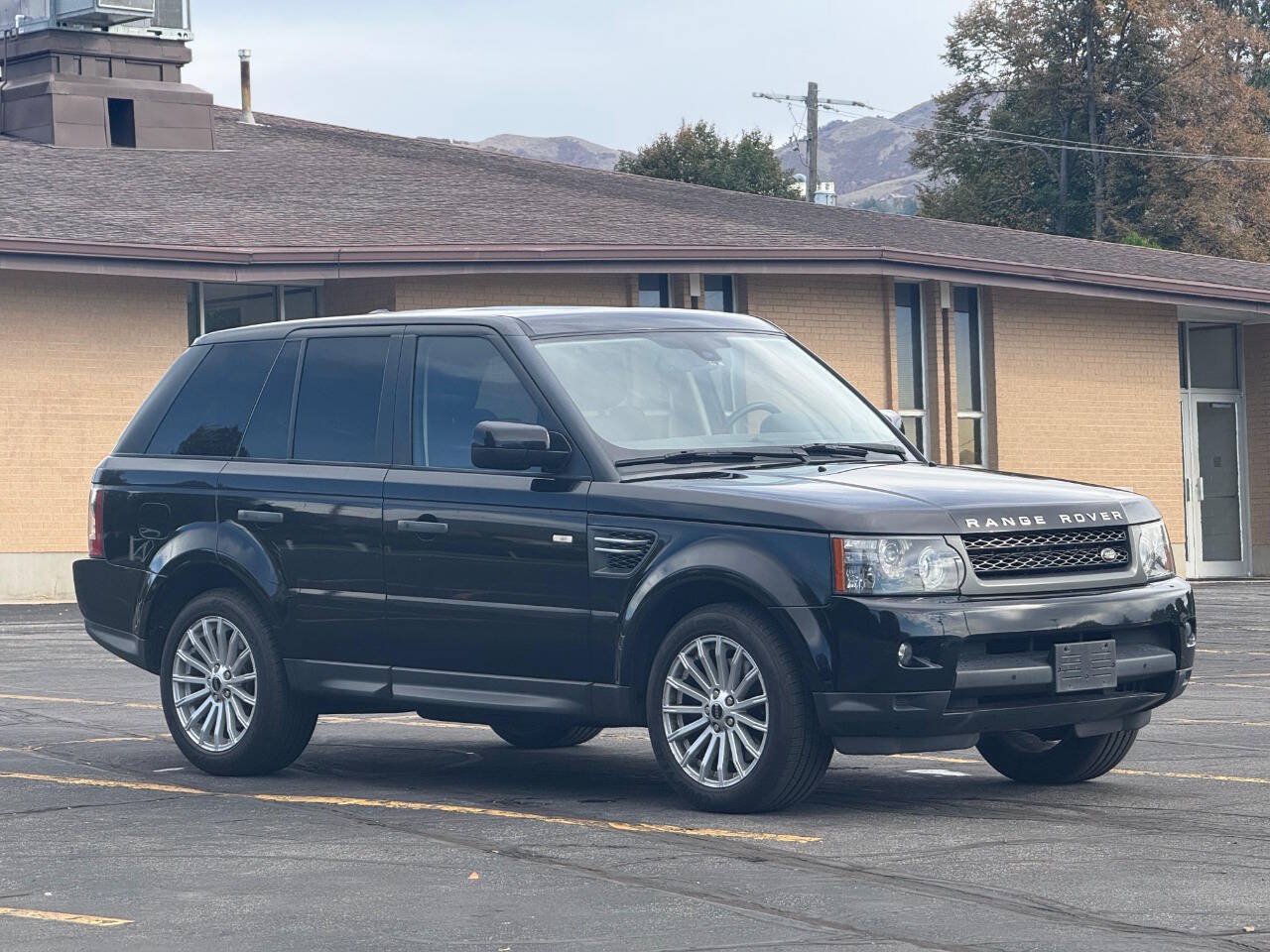 Used 2011 Land Rover Range Rover Sport HSE AWD/4WD image 7