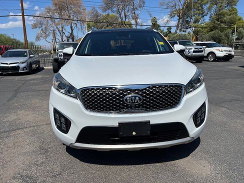 Used 2017 Kia Sorento SX image 12