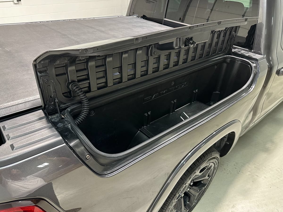 Used 2022 RAM 1500 Limited AWD/4WD image 9