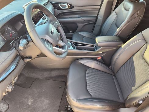 New 2026 Jeep Compass Latitude AWD/4WD image 12